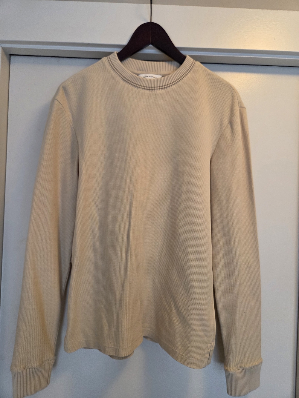 Club Monaco Men's Cream Crewneck Sweatshirt